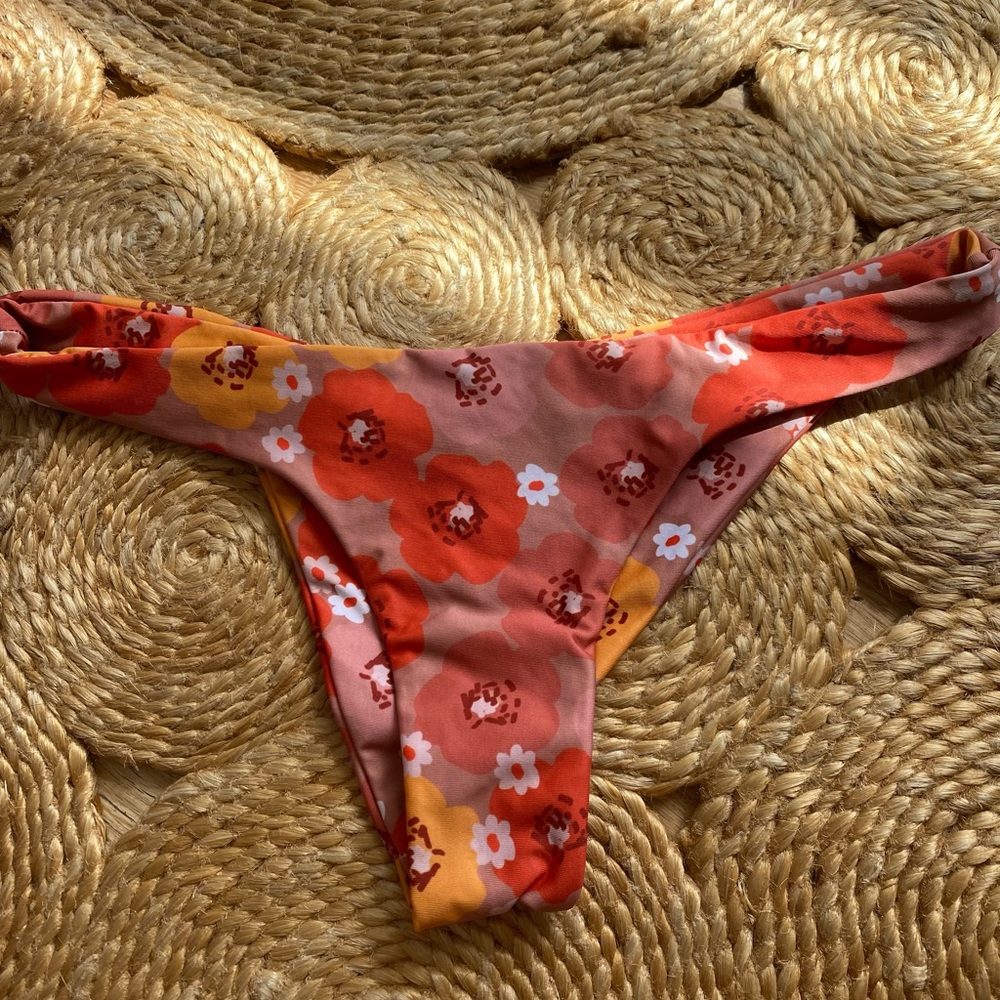 Stone Fox Bikinie Bottoms